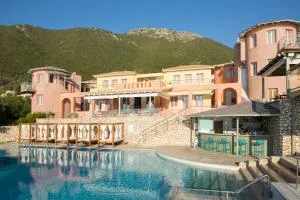 Red Tower Hotel - Lygia