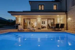 Charming holiday home Dolac in rural area with pool - Podgrađe