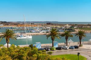 Rising Sun Apartments