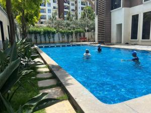 3-Bedroom Condo with Pool & Gym,Manyata, Air Blore