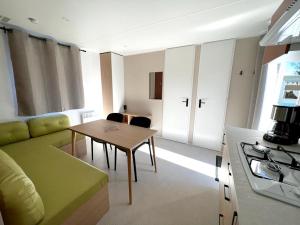 Maisons de vacances Bungalow de 2 chambres avec jardin amenage a Corsavy : photos des chambres