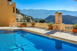 2712 - Sunny and cute holiday flat in Puerto de Soller