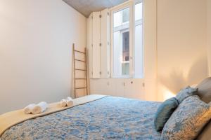Host Wise - Luxurious Private Flats - Balcony