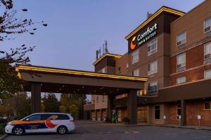 Comfort Inn & Suites Surrey