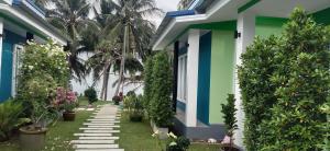 Coco Sea Bangpo Resort