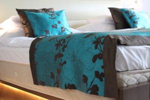 Deluxe Double Room with Side Lake View and Balcony room in Hotel Wellamarin