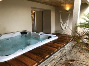 Villas Les Palmiers. Charme, spa et massage en vignoble nantais : photos des chambres