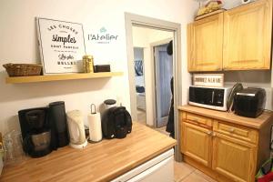 T2 Centre Village - Proximité télécabine - Vue montagne Plein Sud - Terrasse couverte - Balcon - Chambre 1 Lit double en 160 - Salon 1 canapé convertible en 140 - Cuisine séparée