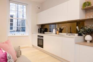 JOIVY Tasteful Studios on Rose South