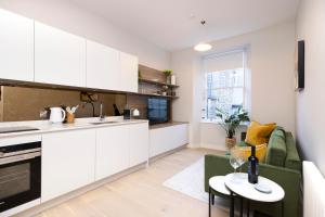 JOIVY Tasteful Studios on Rose South