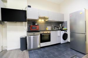 Appartements La Jungle, T5 hypercentre chic et cosy, wifi, netflix par SOVALFI : photos des chambres