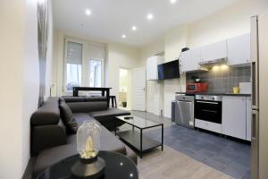 Appartements La Jungle, T5 hypercentre chic et cosy, wifi, netflix par SOVALFI : photos des chambres