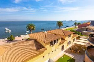 MuMA Hostel - 皮希纳斯