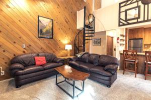 Motherlode Condo: Walk to Downtown, Slopes