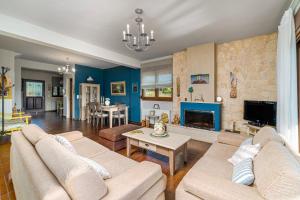 Country House with View