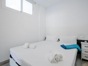 480 A Island Village with terrace view and wifi