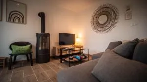 TY HOLEN - Keranniou