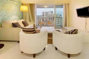 Dfm Happy Days B - Funchal