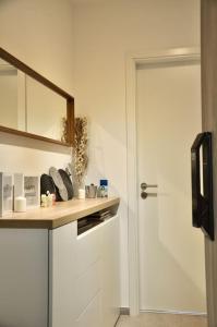 New Studio apartment in central Budapest - Free parking