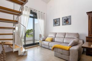 CB Living - Cosy loft with terrace, Villamartin