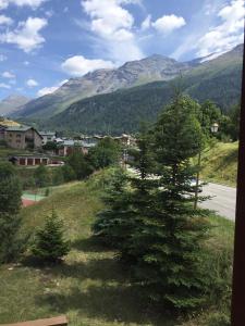 Appartements Appartement a Lanslevillard station Val Cenis Vanoise : photos des chambres