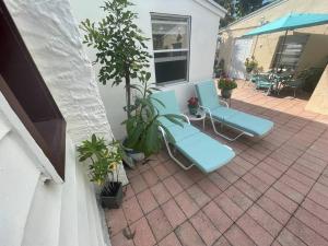 2 Bedroom Home Downtown West Palm Close to Beach