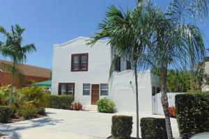 2 Bedroom Home Downtown West Palm Close to Beach