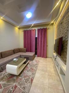 sunny lakes , pool view apartment in down town