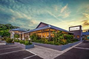 Bungalow Hotel