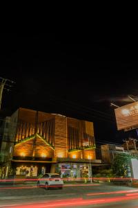 Berry Biz Hotel Sunset Road