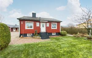 Awesome Home In Laholm With 2 Bedrooms And Wifi