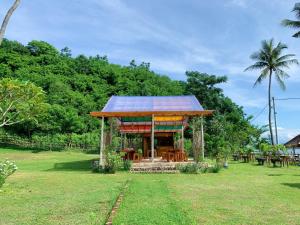 Phòng Deluxe Giường Đôi Với Ban Công và Tầm Nhìn Ra Biển (Deluxe Double Room with Balcony and Sea View)