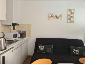 Studio confortable avec loggia, à 850 m de la plage et proche du port - Cap dAgde - FR-1-249-270