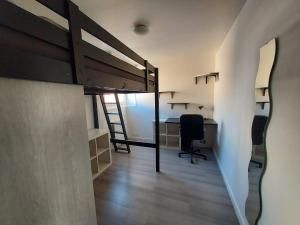 Appartements Super t6 avec terrasse a Cergy : photos des chambres