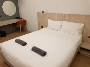 Phòng Tiêu Chuẩn Giường Đôi (Standard Double Room)