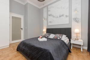 Warszawa Ochota Modern Apartment for Families by Noclegi Renters