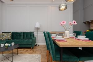 Warszawa Ochota Modern Apartment for Families by Noclegi Renters