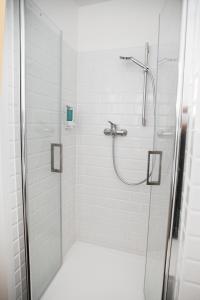 Triple Room room in Hotel Apadana Frankfurt