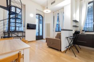 Milan Retreats Navigli