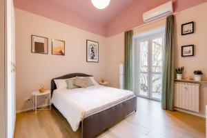 Studio with Balcony room in Santa Chiara Suite