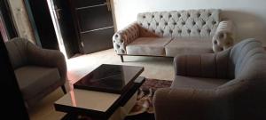 Apartment Sleeps 4 with Free Parking - 3hvězdičkové hotely ve městě Asaba