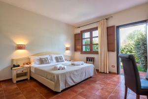 Deluxe Triple Room room in Alghero Resort Country Hotel