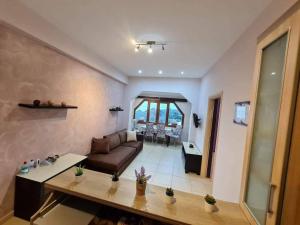 Loukias Studios and Apartments