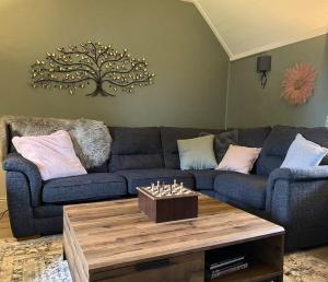 The Old Thatch, Lemybrien