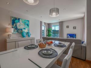 Luxury 1 Bedroom, Apartment Marina de Albufeira near Old Town