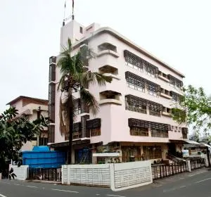 Hotel Rains Inn - Guwahati