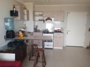 Departamento amoblado, 2 piezas 1 baño, 6º piso con ascensor, vista norte, control 24 hr