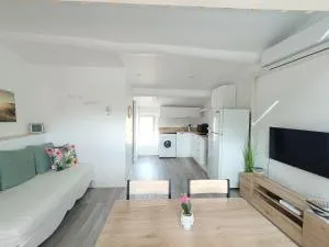 Au centre de Fréjus Charmant appartement - Fréjus