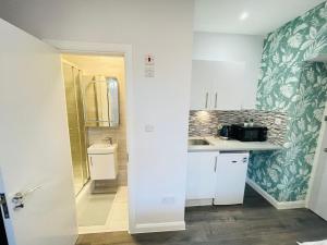 Hackney Studios by Sleepy