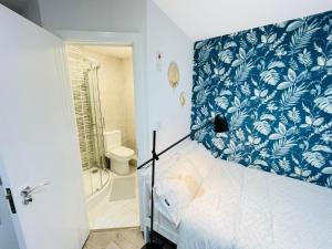 Hackney Studios by Sleepy